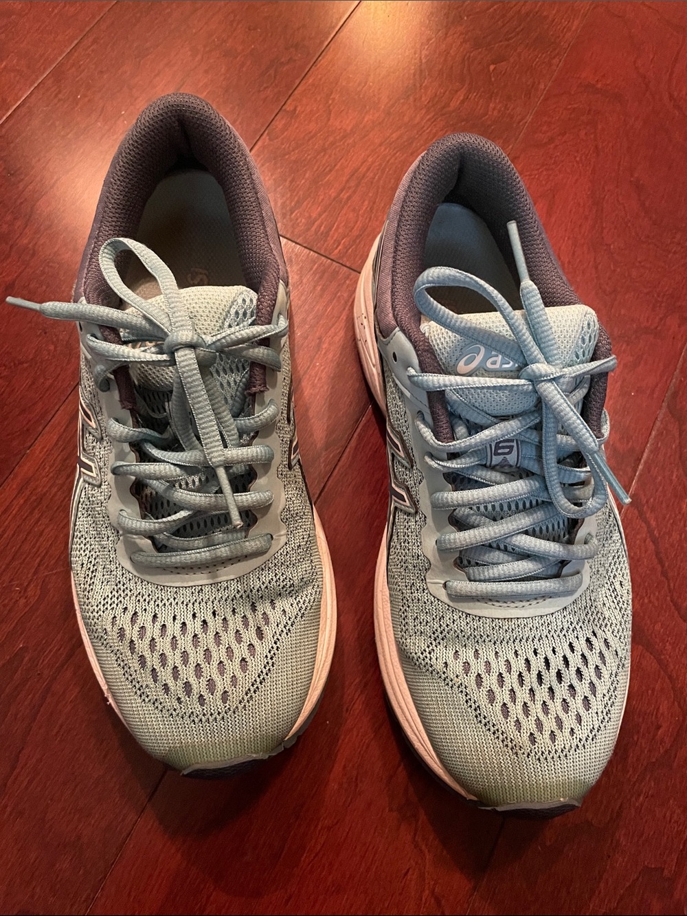 ASICS sneakers, mesh upper, rubber sole, size 7.5, great condition